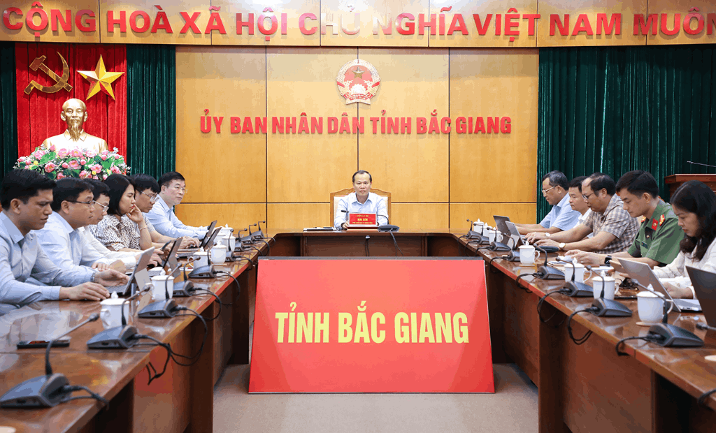 Prime Minister Pham Minh Chinh: Drastically implement "3 strengthen", "5 step up" in digital...|https://nongthonmoi.bacgiang.gov.vn/web/chuyen-trang-english/detailed-news/-/asset_publisher/MVQI5B2YMPsk/content/prime-minister-pham-minh-chinh-drastically-implement-3-strengthen-5-step-up-in-digital-transformation