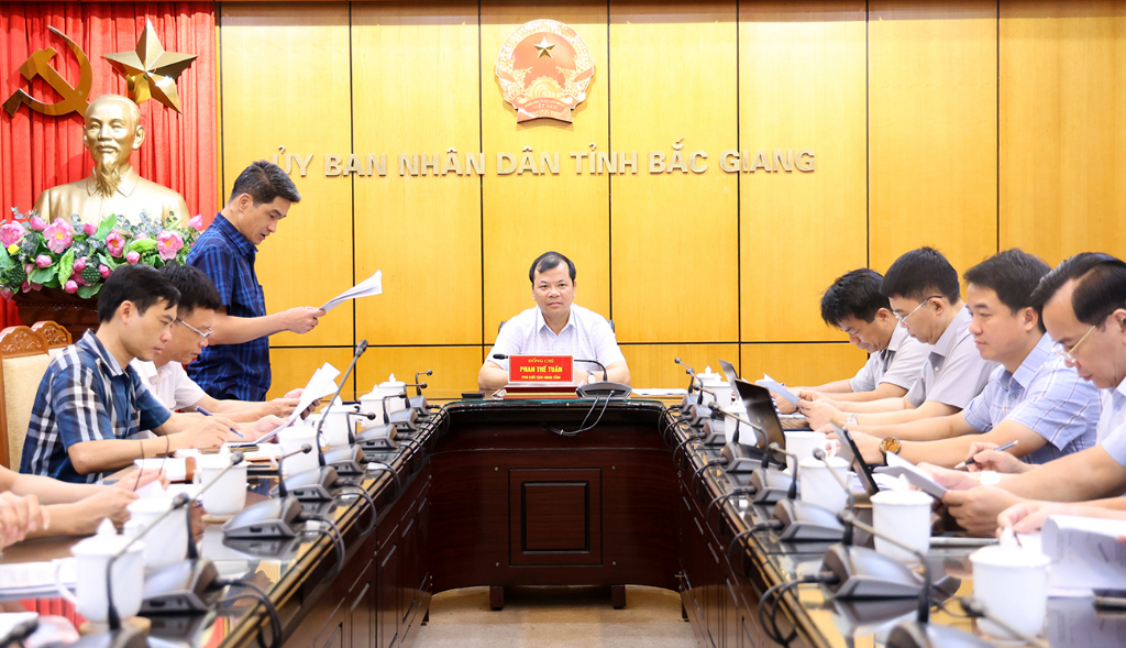 Focus on removing difficulties and speeding up implementation of investment projects on...|https://nongthonmoi.bacgiang.gov.vn/web/chuyen-trang-english/detailed-news/-/asset_publisher/MVQI5B2YMPsk/content/focus-on-removing-difficulties-and-speeding-up-implementation-of-investment-projects-on-construction-and-business-of-industrial-zone-infrastructure