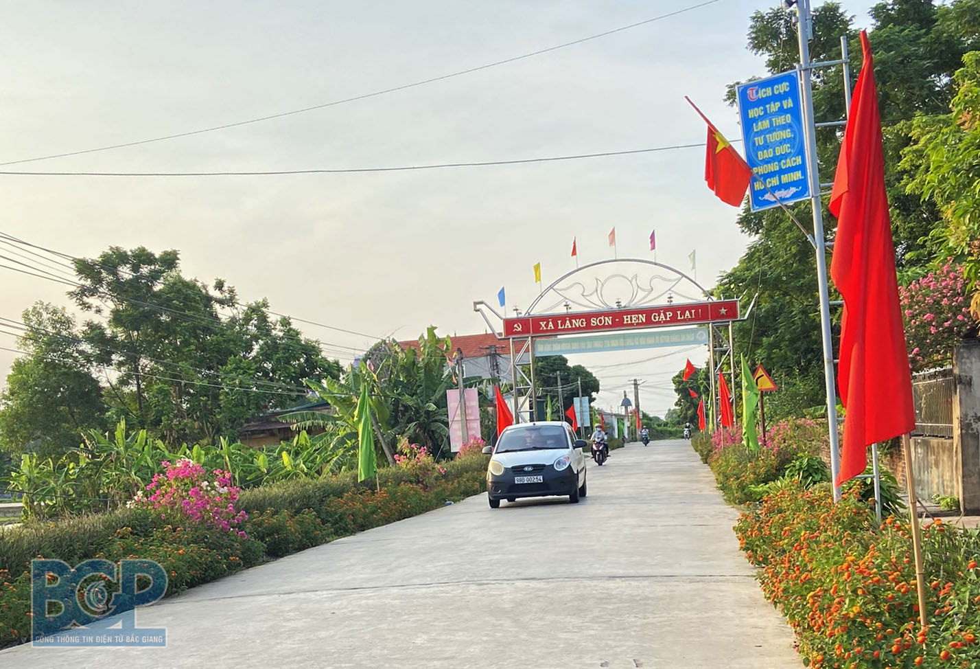 Thủ tướng Chính phủ công nhận huyện Yên Dũng đạt chuẩn nông thôn mới